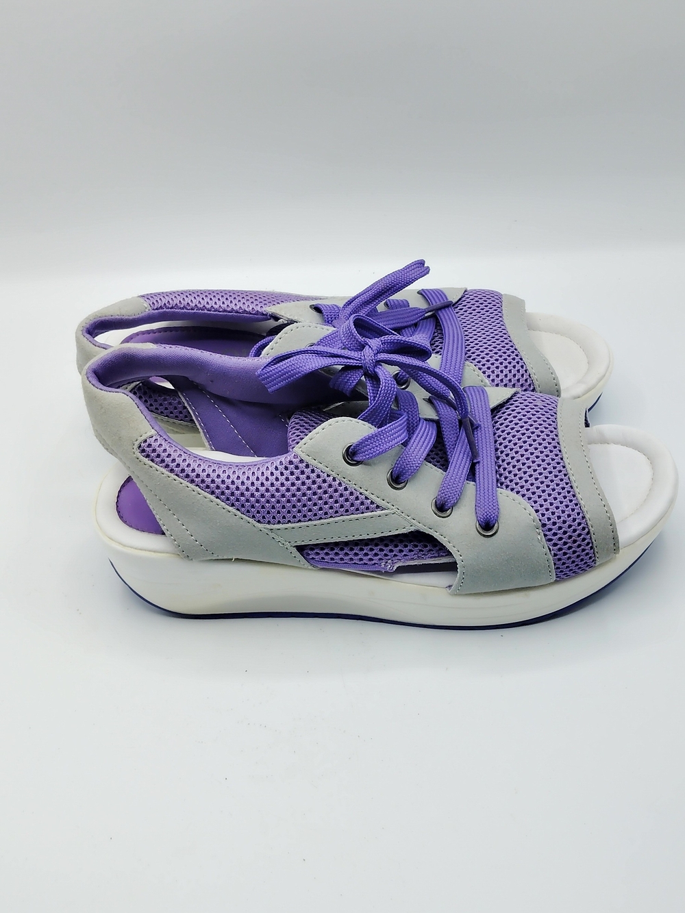 Women’s Lavender Sport-Sandal Lace-Up Comfort Shoe